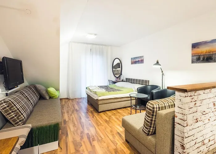 Fatrapark 2 Hrabovo - Hlavna Recepcia רוז'ומברוק